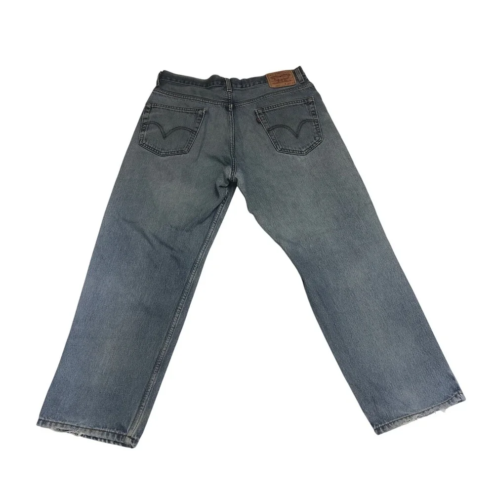 Levis levi 550